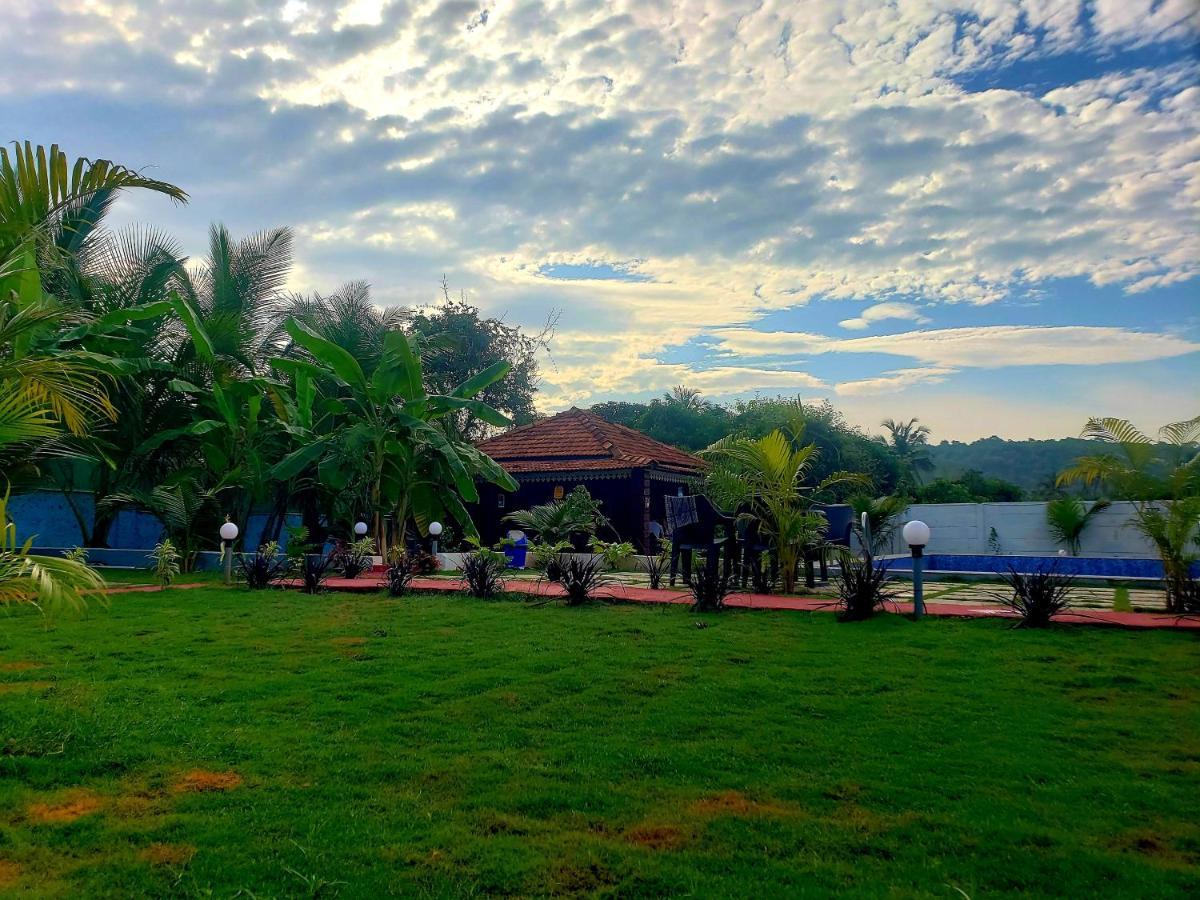 White Truffle Resort, Arambol Exterior photo