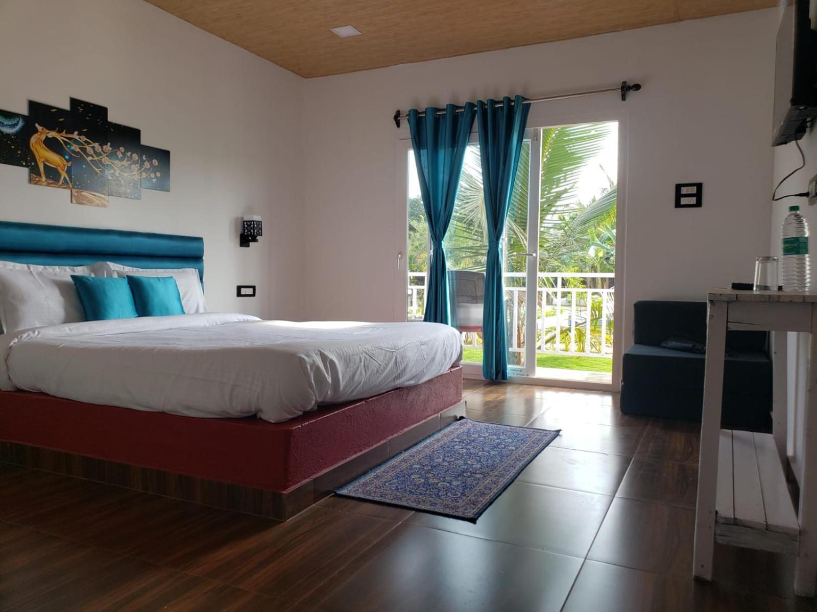 White Truffle Resort, Arambol Exterior photo